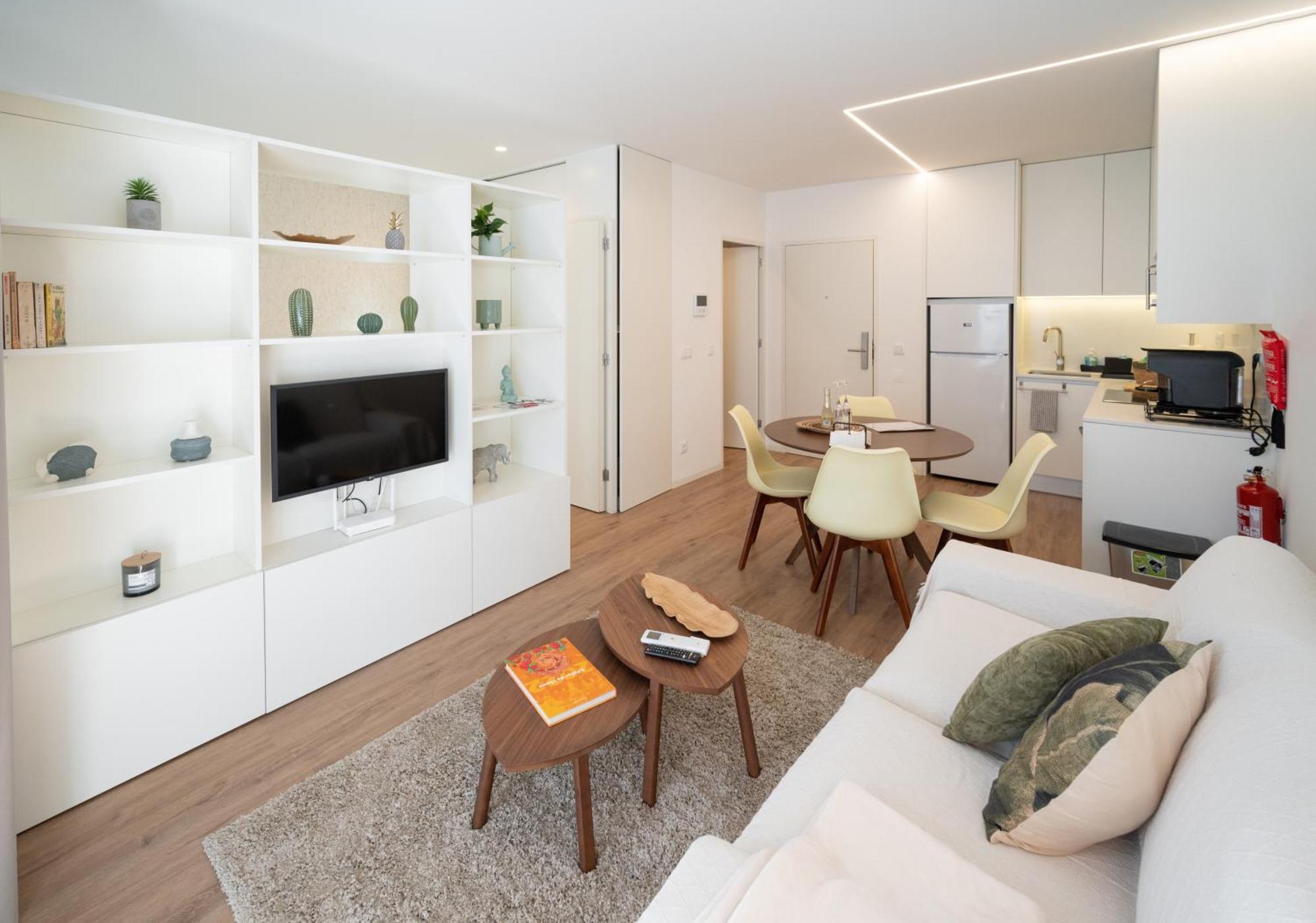 Mam Heat Apartments - Viana City Centre 비아나도카스텔로 외부 사진